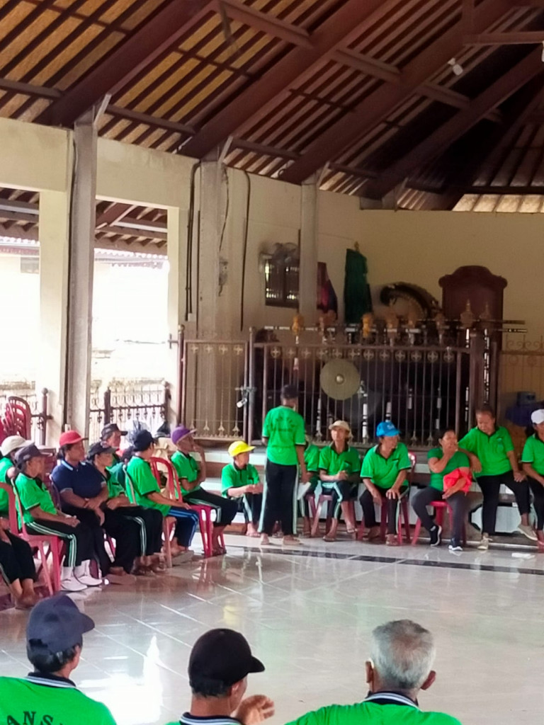 Kegiatan Posyandu Lansia Br. Kelepekan